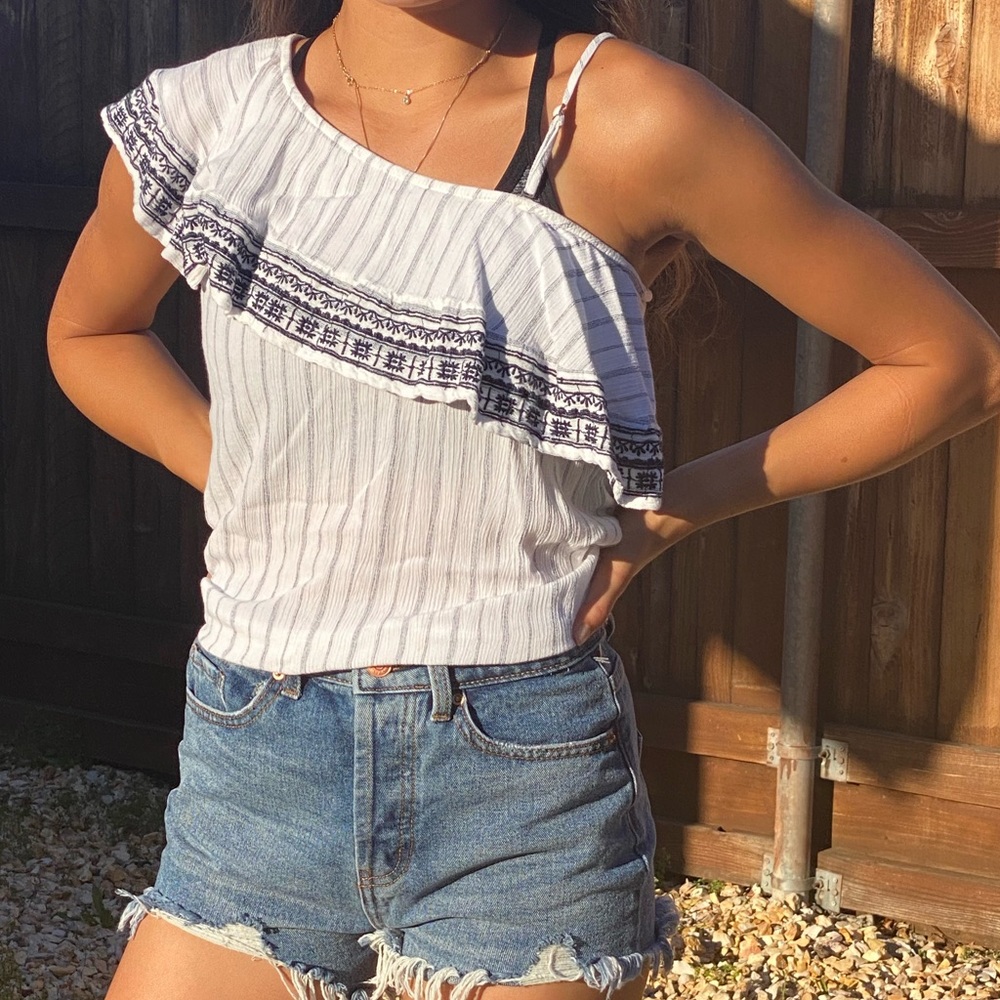 A&F xs flowy blouse 🌟